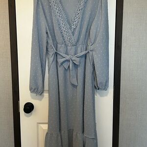 Elegant Lace Trim Blue Dress